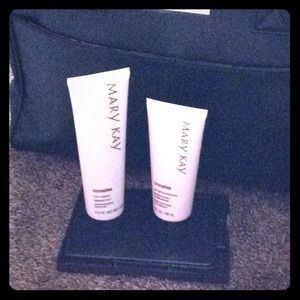 Mary Kay 3 in 1 timewise cleanser
